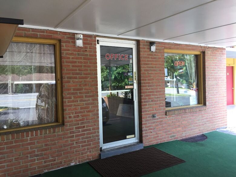 Royal Inn Motel