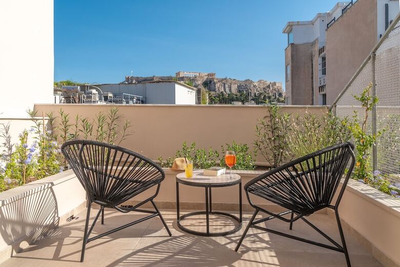 Hellenic Vibes Smart Hotel