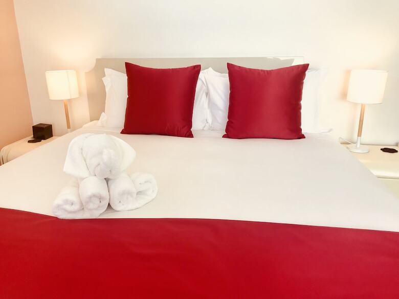 Bealey Plaza Motel