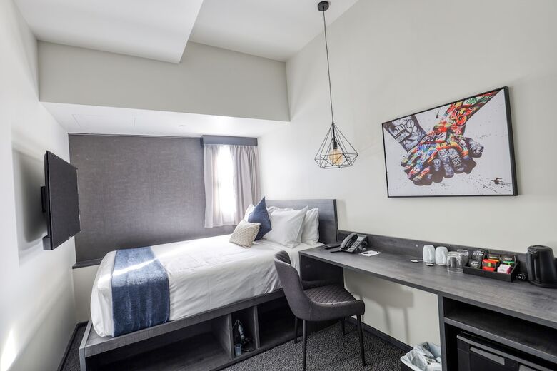 Hotel Microtel By Wyndham Wellington