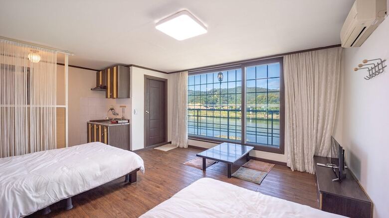 Gangchon Beautiful Pet House Pension