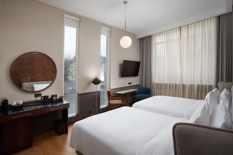 Iceland Parliament Hotel, Curio Collection By Hilton