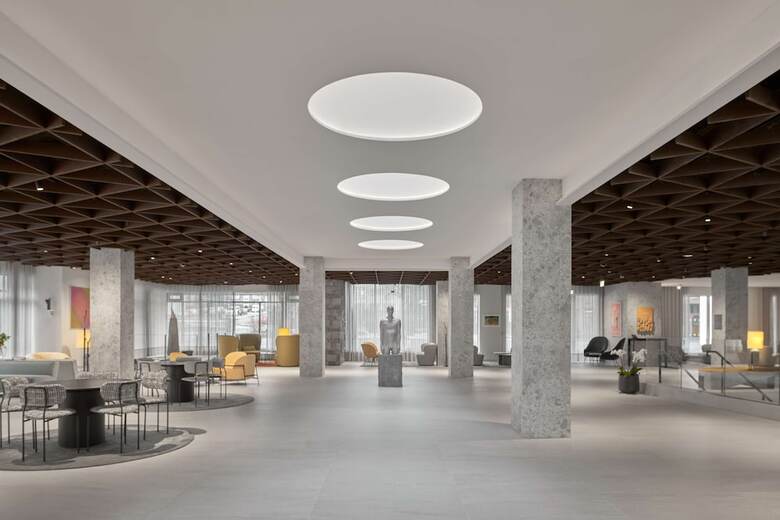 Iceland Parliament Hotel, Curio Collection By Hilton