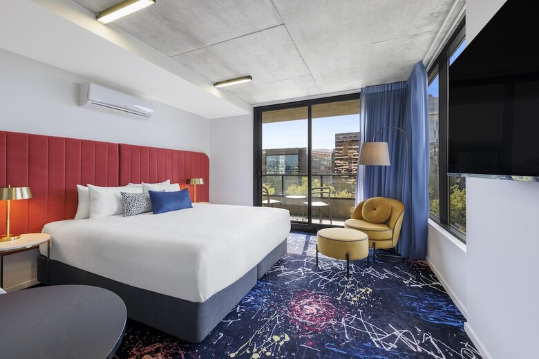 Oaks Melbourne St Kilda Road Hotel