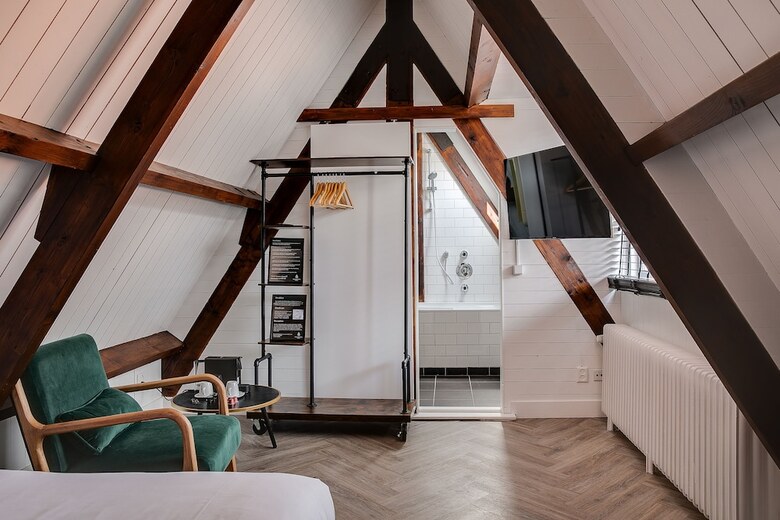 Hotel The Sixteen