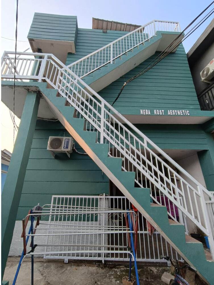 Hotel Oyo Life  92977 Neba Kost Aesthetic