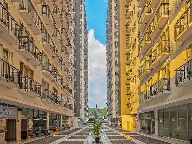 Hotel Oyo Life 92649 Jarrdin Apartment By Glory