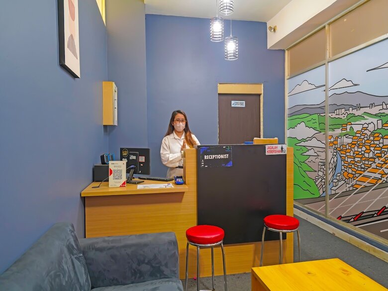 Hotel Oyo Life 92649 Jarrdin Apartment By Glory