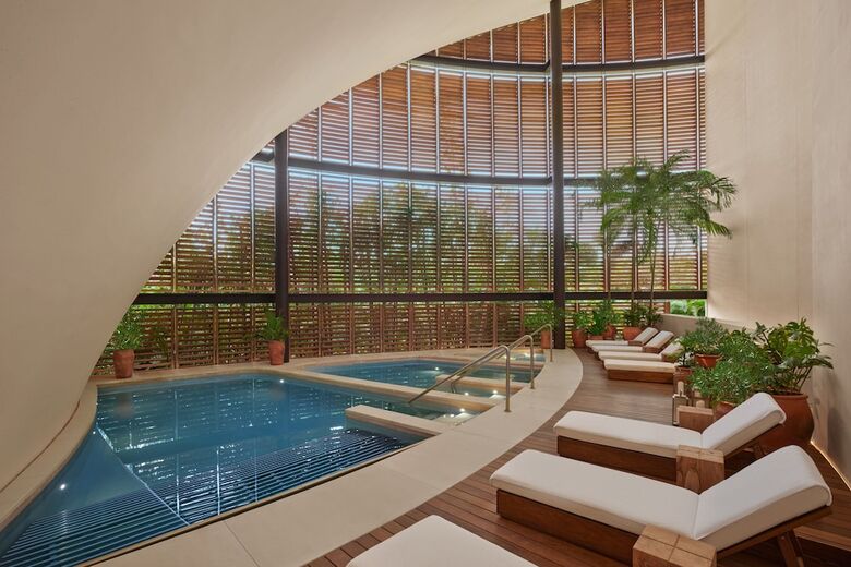 Hotel The Riviera Maya Edition At Kanai