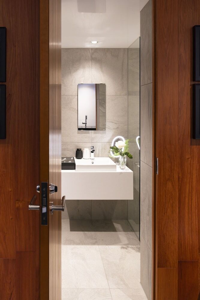 Hotel Kamo Residences By Reflections