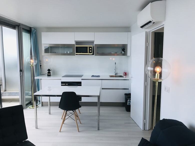 Costa Plana Collection