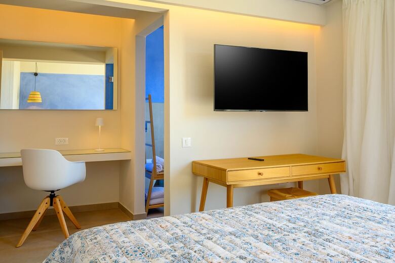 Roots Suites In Crete