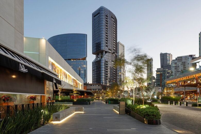 Hotel Alcal� Expo