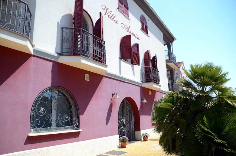Aparthotel Villa Armin
