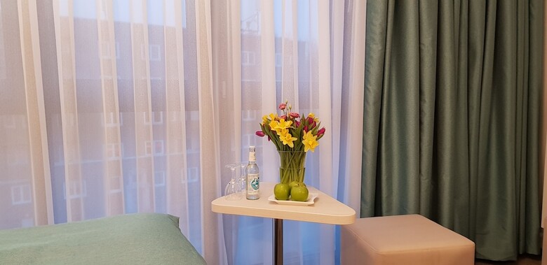 Apricot Hotel