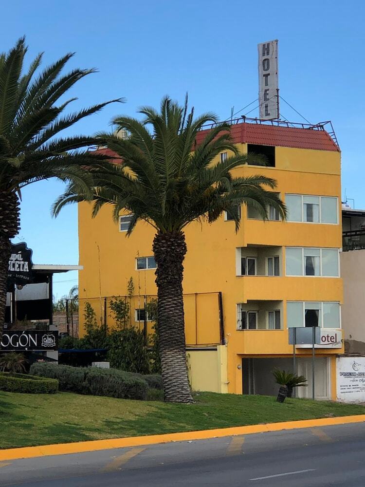 Hotel Paseo