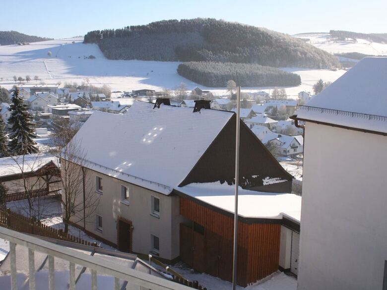 Hotel Ruhige Wohnung In Meschede Im Sauerland Mit Balkon