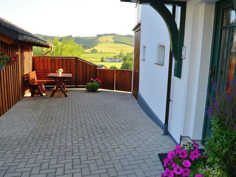 Hotel Ruhige Wohnung In Meschede Im Sauerland Mit Balkon
