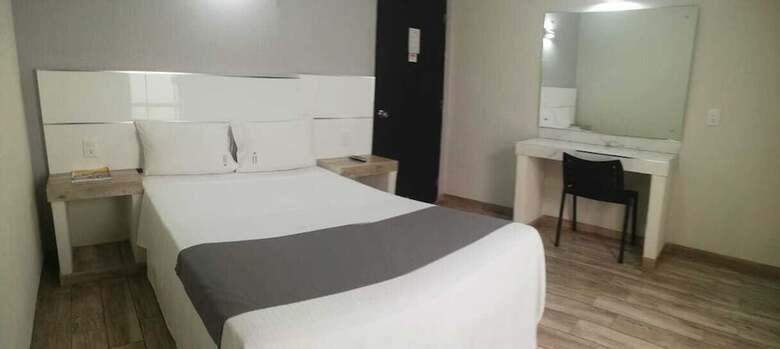 Hotel Gallo Rubio