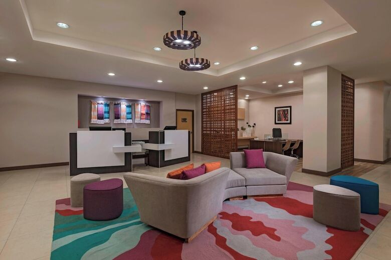 Hotel Fairfield By Marriott San Salvador