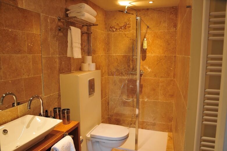 Hotel H�tel Les Glycines