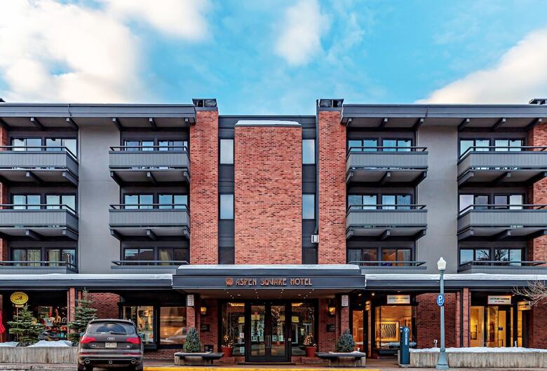 Aparthotel Aspen Square Condominium Hotel