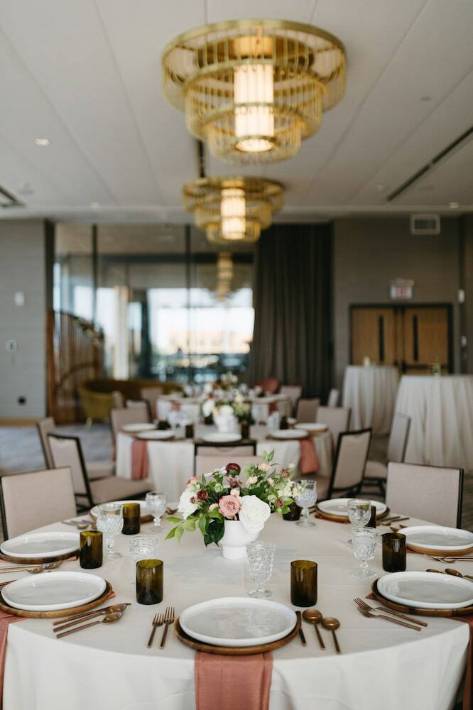 Jasper Hotel