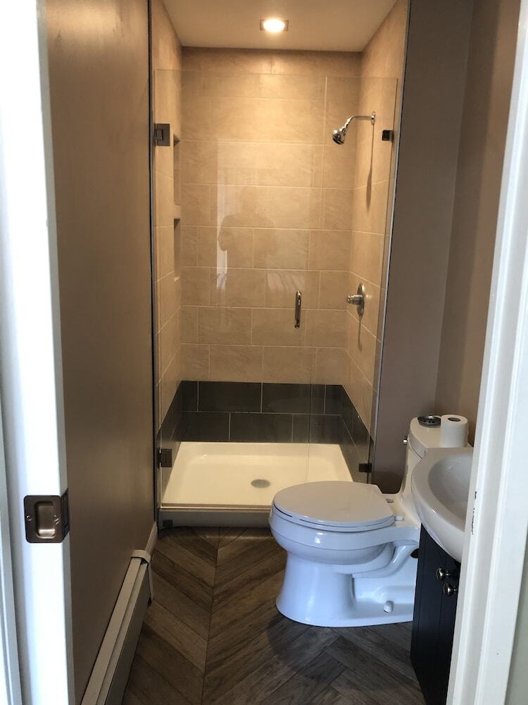Dunbar Guest House