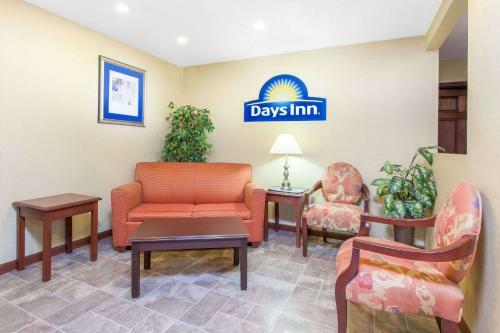 Motel Days Inn By Wyndham Maumee/toledo