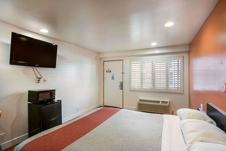 Motel 6 Monterey Park, Ca