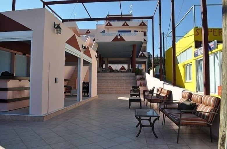 Saint Konstantin Beach Apartments
