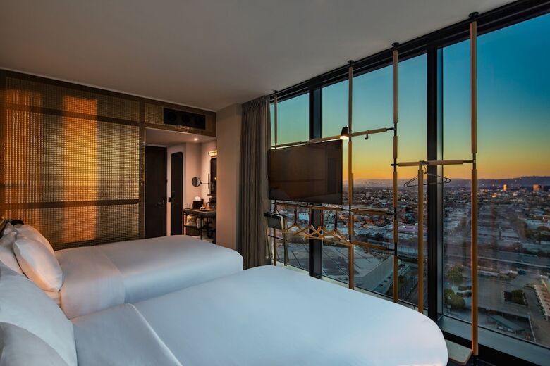 Hotel Moxy Downtown Los Angeles