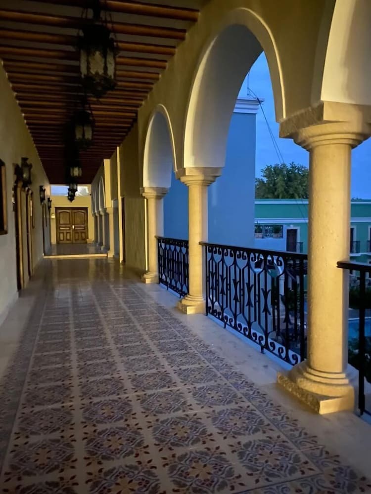 Hotel Real Hispano