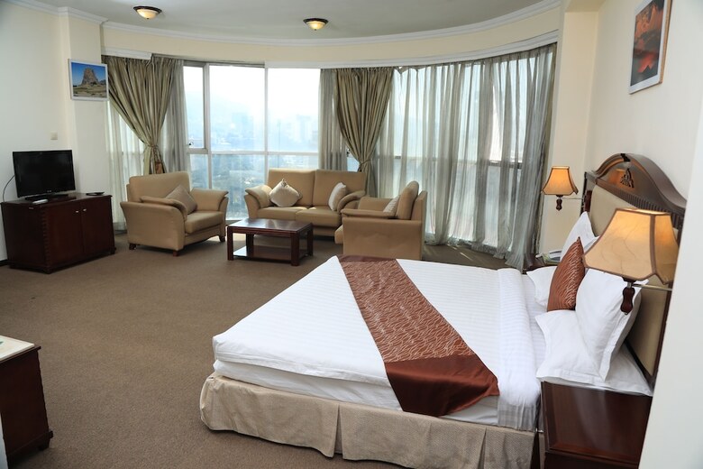 Debredamo Hotel