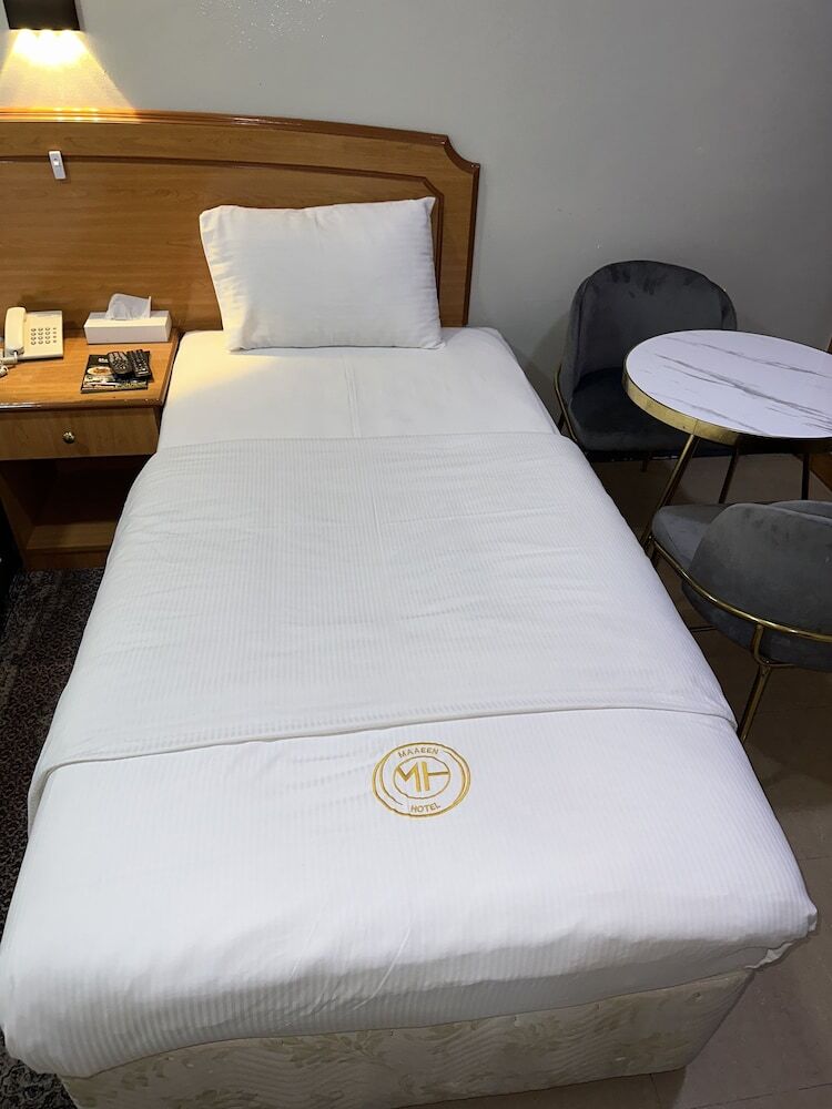 Maaeen Hotel