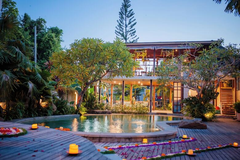 Hotel Ecozy Dijiwa Canggu
