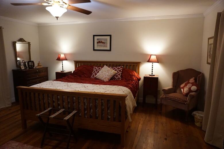 Ledge House Bed & Breakfast