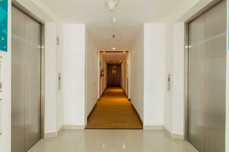 Hotel Reddoorz Apartment @ Aeropolis Tangerang