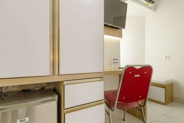 Hotel Reddoorz Apartment @ Aeropolis Tangerang