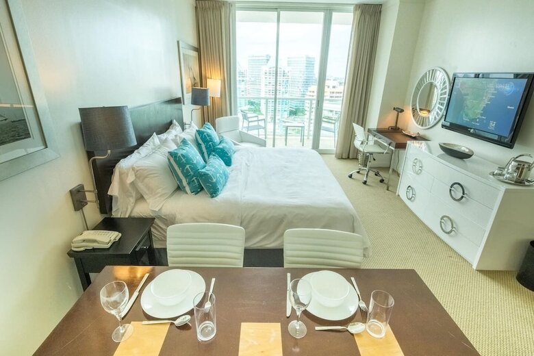 Apartamentos Ocean, Marina & City View Studio + Balcony #2