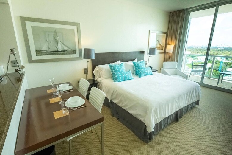 Apartamentos Ocean, Marina & City View Studio + Balcony #2