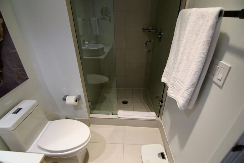Hotel Stuning Ocean View 3 Bed 3 Bath Across The Beach @ Beachwalk