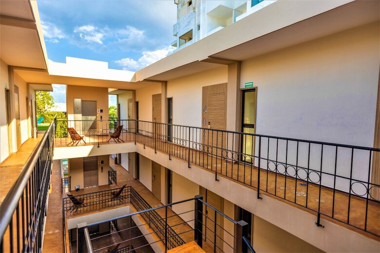 Hotel Plaza By Kavia