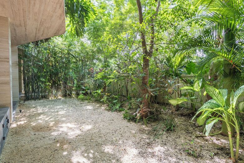 Mistiq Tulum