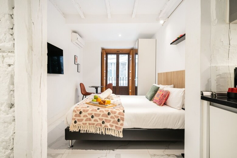 Aparthotel Dobo Madrid Luna