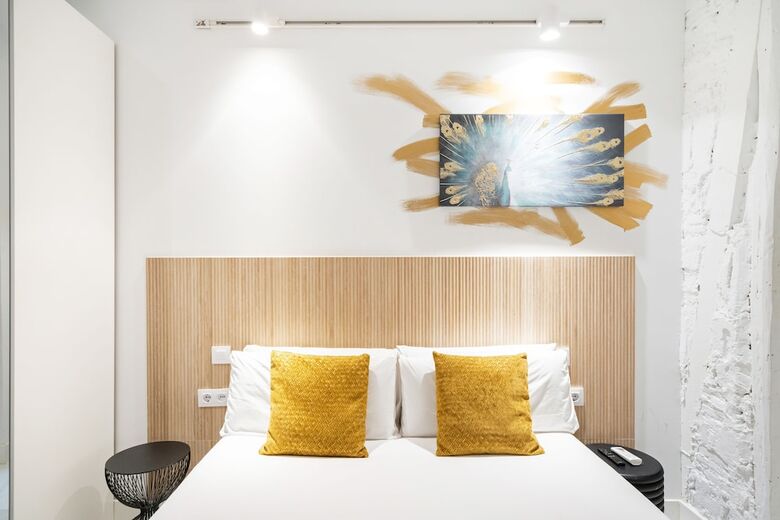 Aparthotel Dobo Madrid Luna