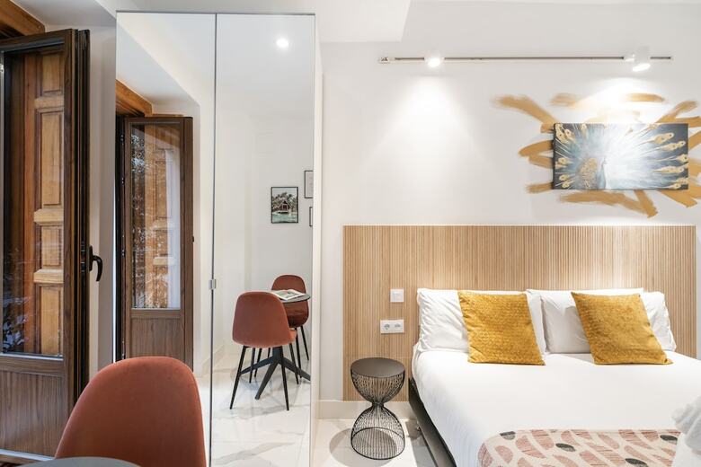 Aparthotel Dobo Madrid Luna