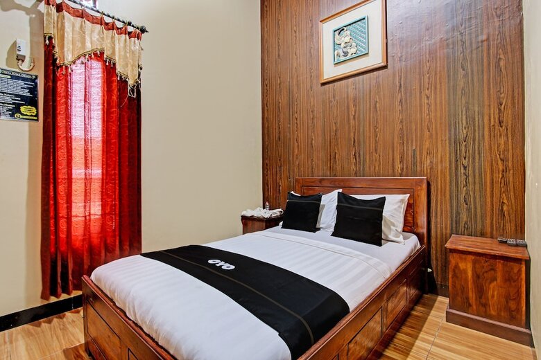 Hotel Capital O 93533 Griya Denok