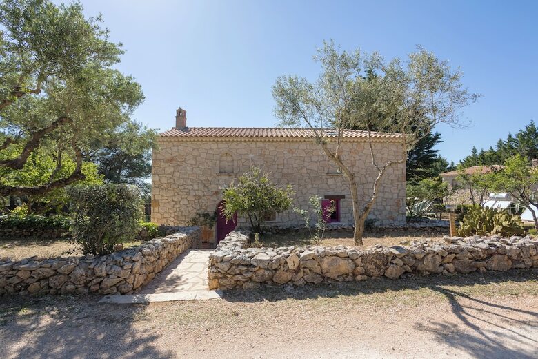 Aresti Mountain Resort