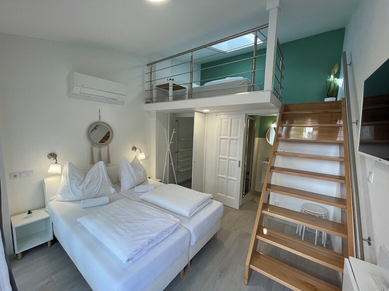 Karin Hotel